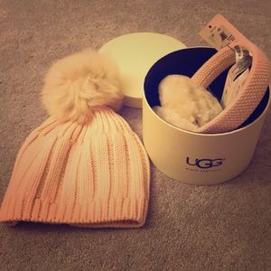 Ugg wired earmuffs and beanie set, light pink, NWT